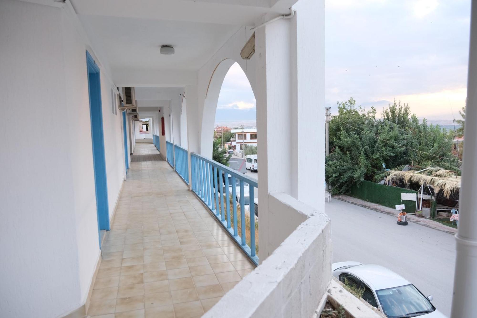 Artemis Yoeruek Otel Old Town Pamukkale Exterior photo